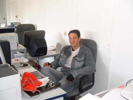 dj red@ au bureau lol